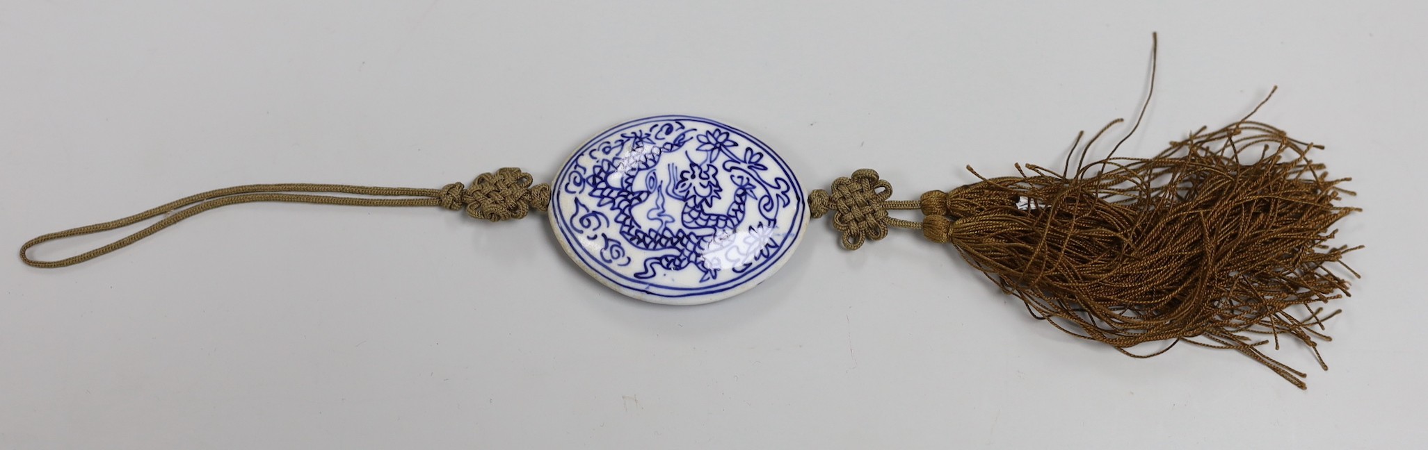 Assorted Chinese ceramics and a Chinese carved hardstone plaque, 7cms wide